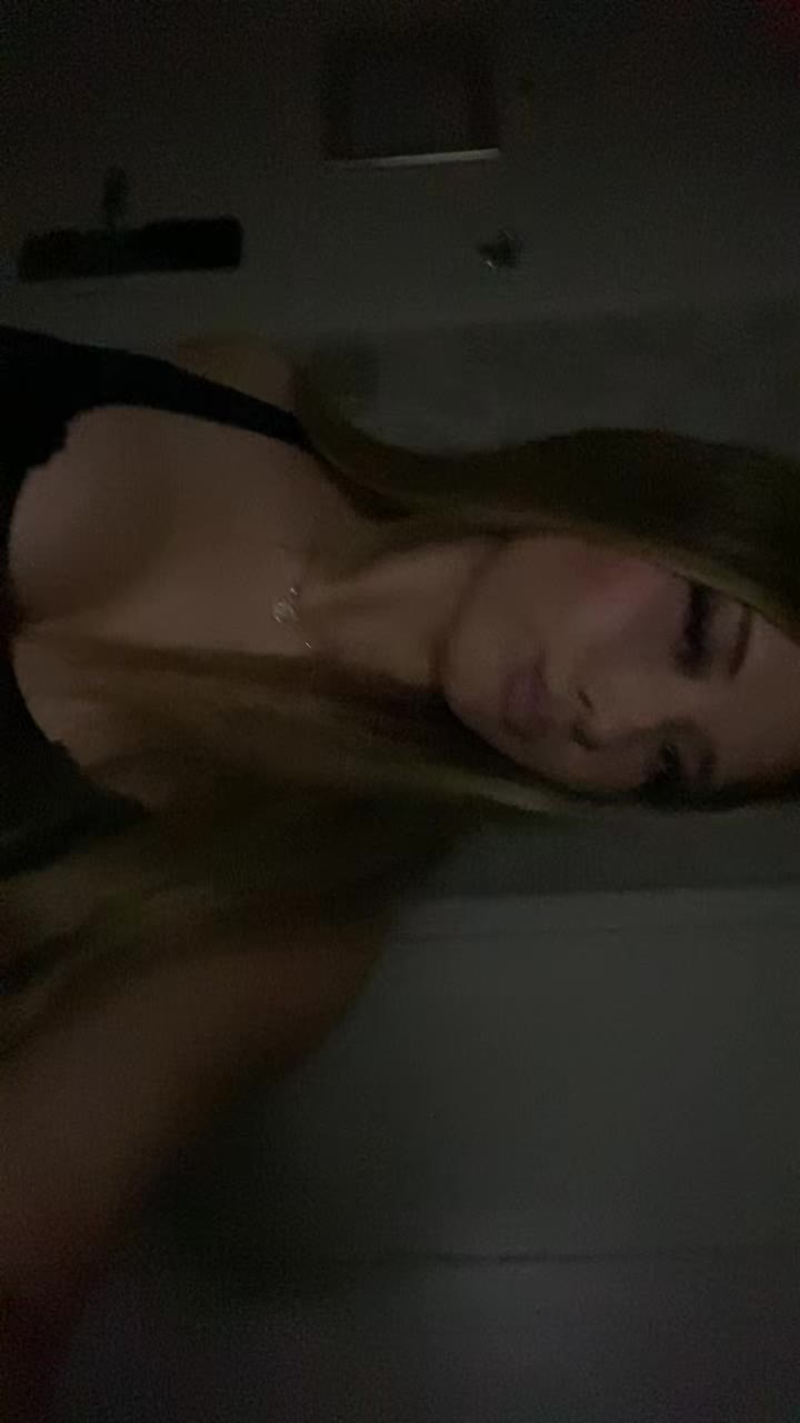 @lenkaa