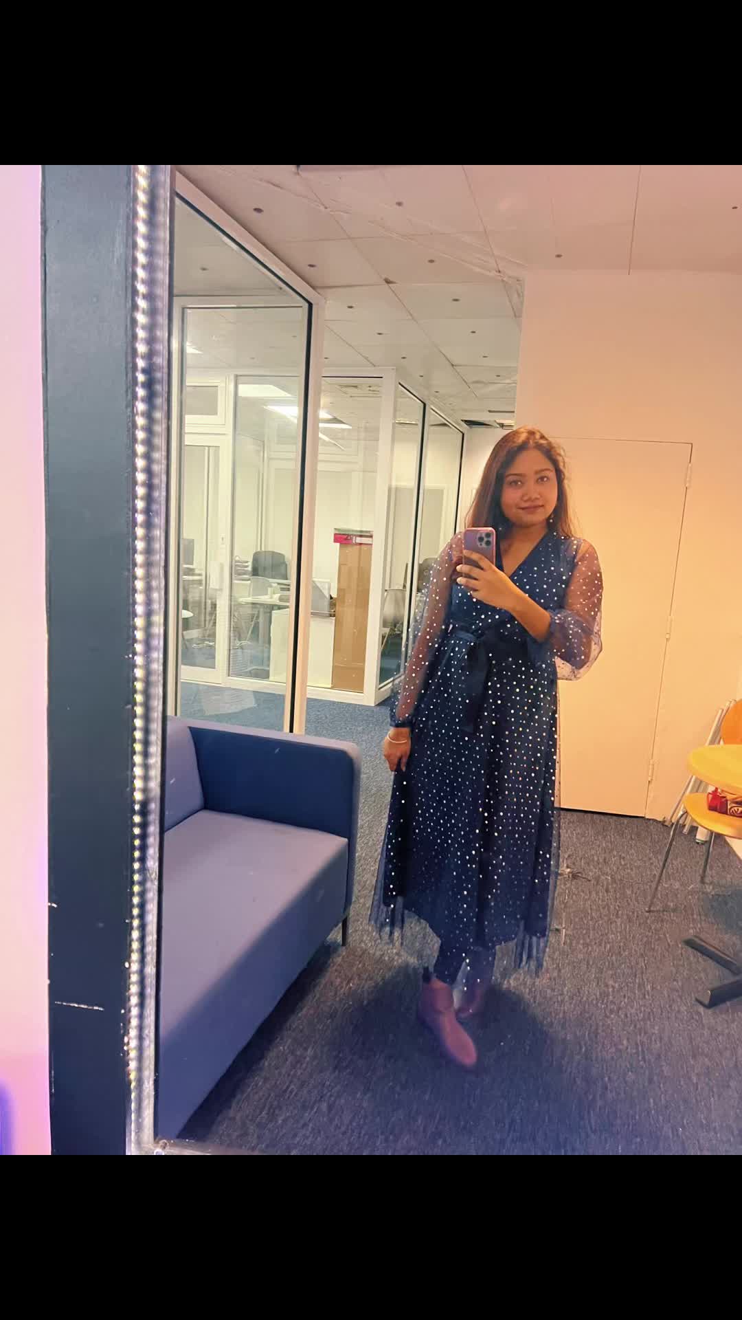 @Susmi👩&zwj;🦰