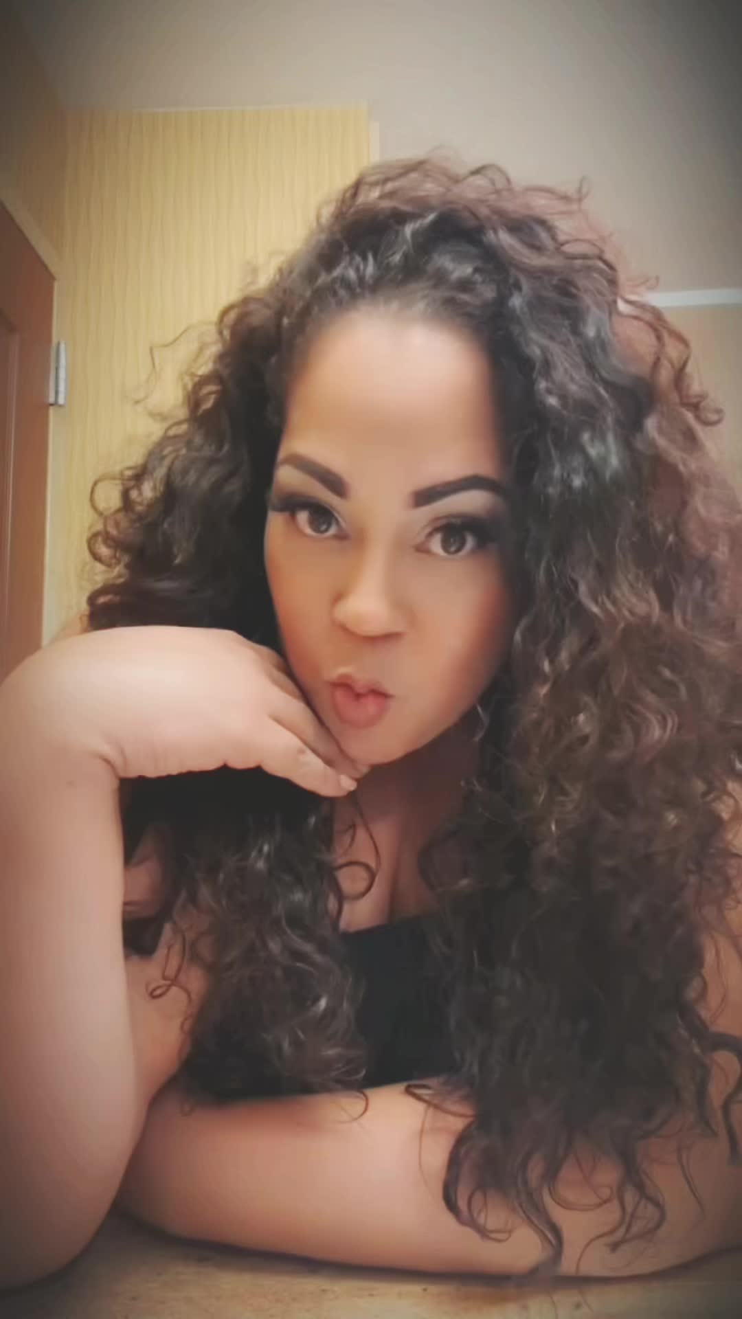 @Tee