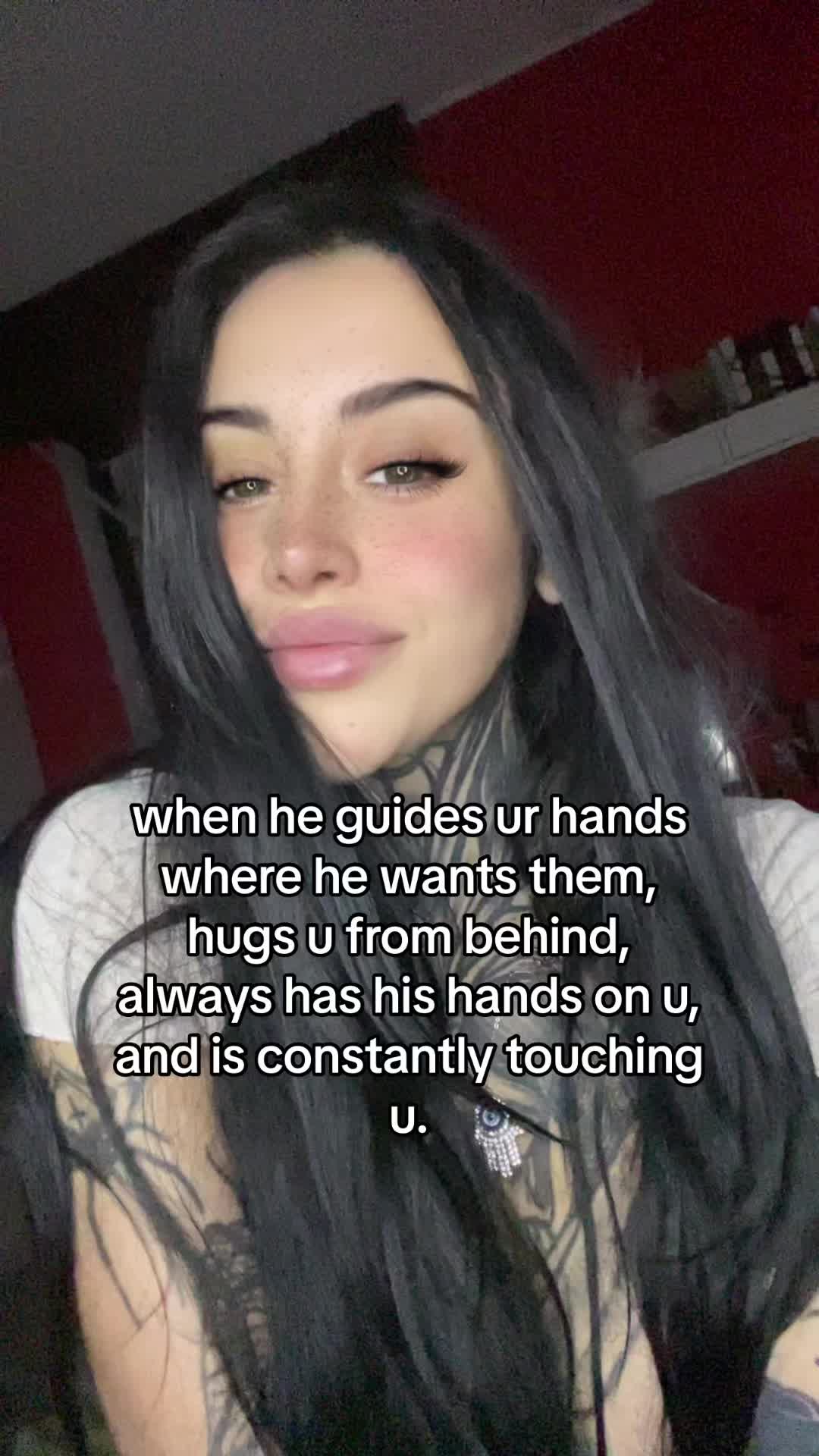 @thereal_ellys