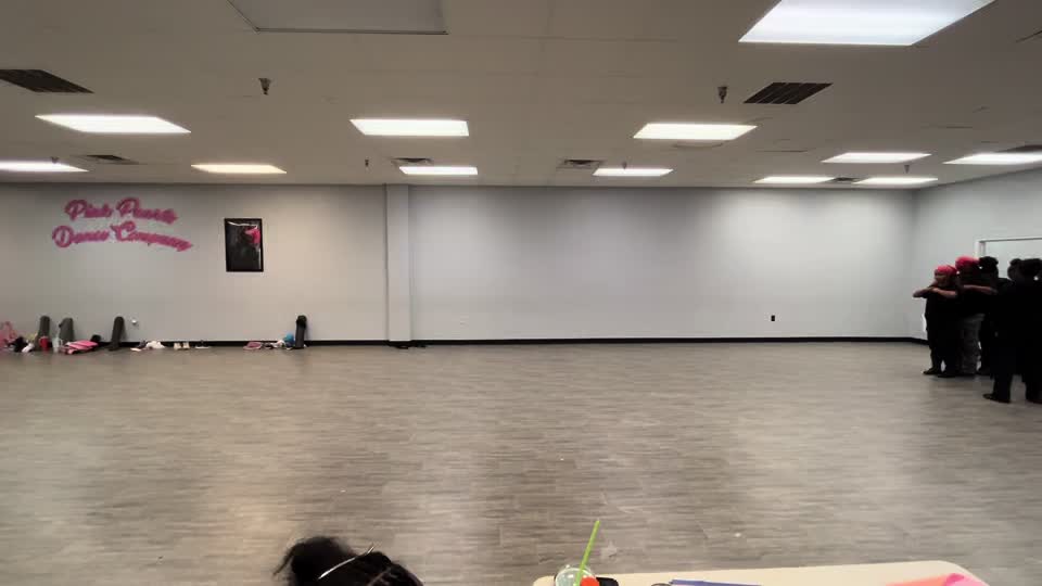 @officialpinkpearlsdanceco