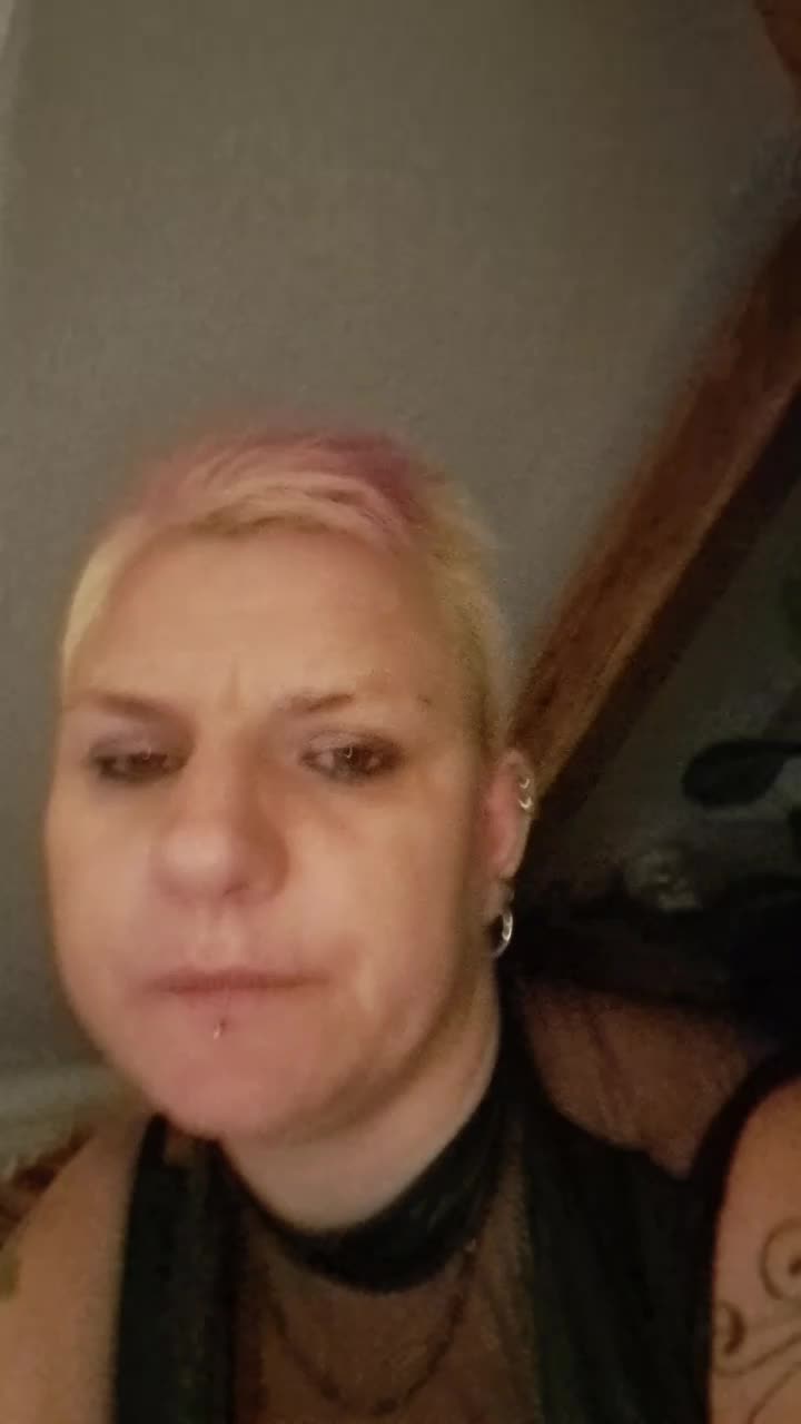 @gl&uuml;ckliche Mama 2023