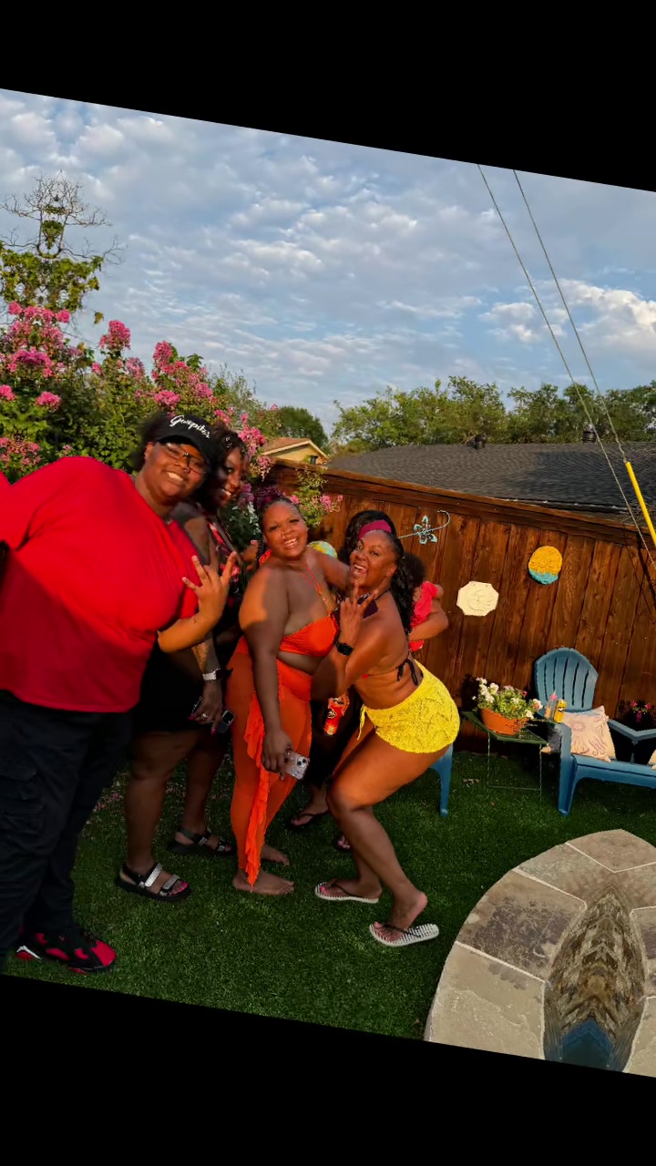 @iiamgoldentwixx