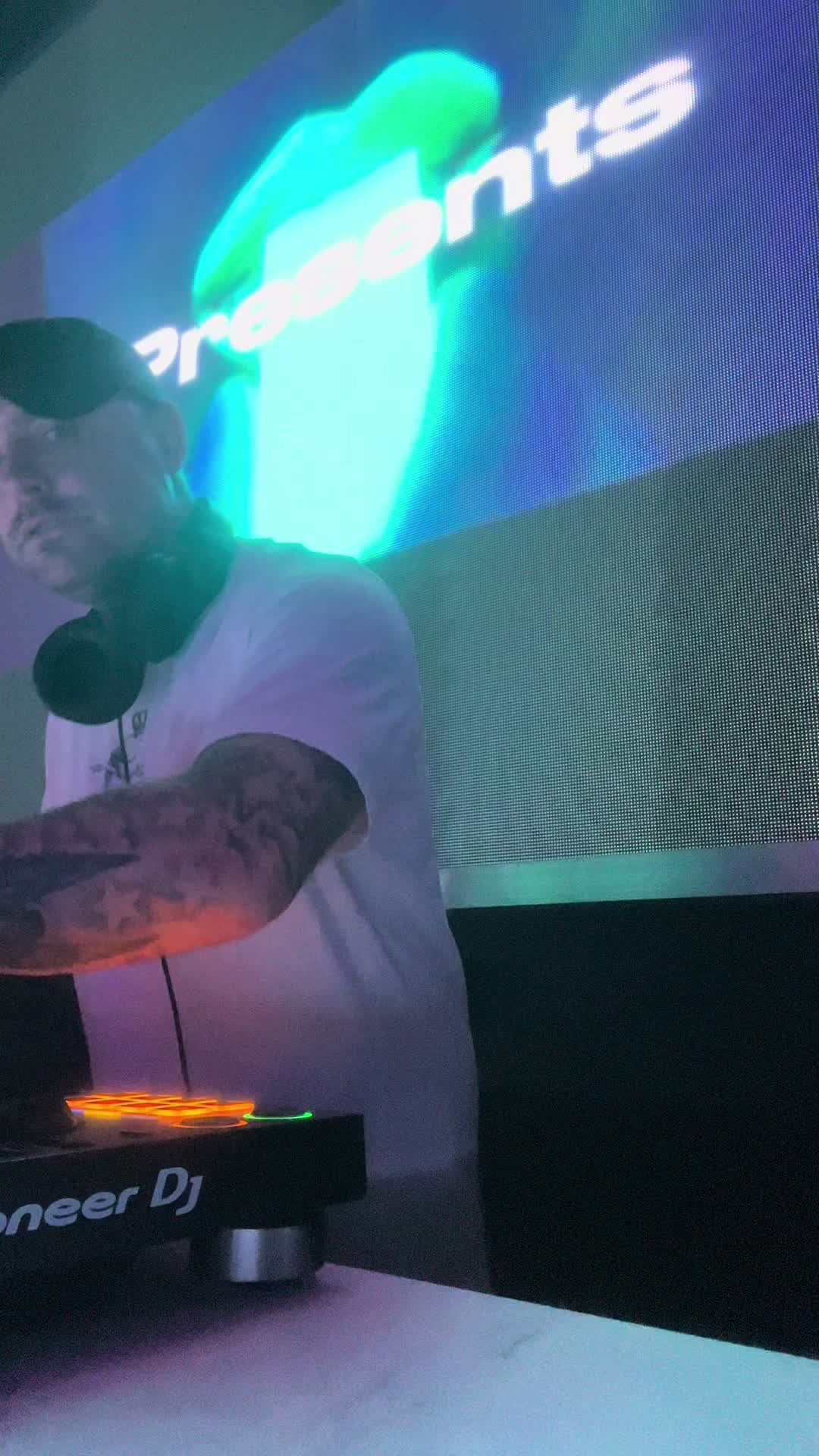 @DJ_LEGZZ