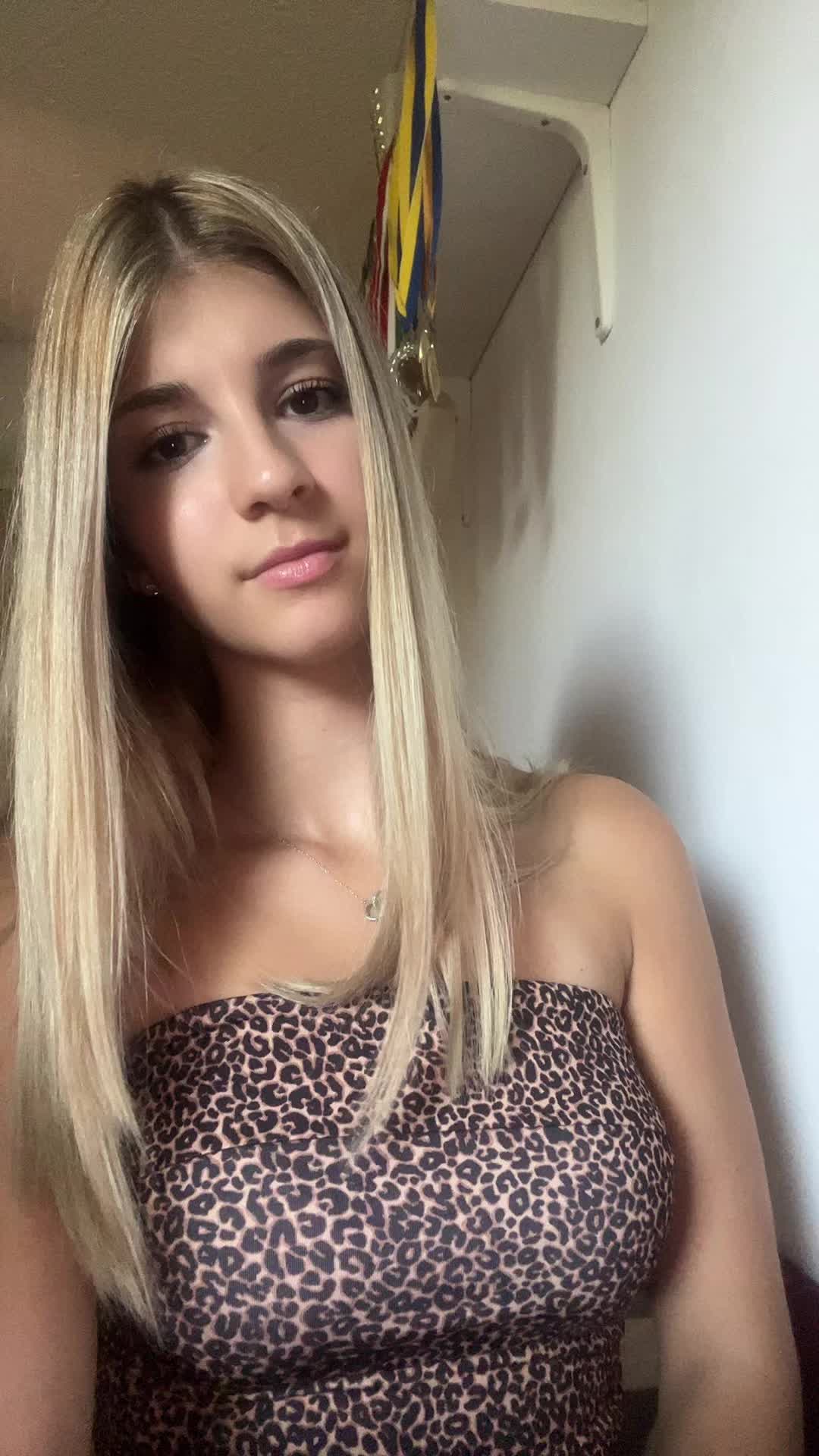 @Vivi👑