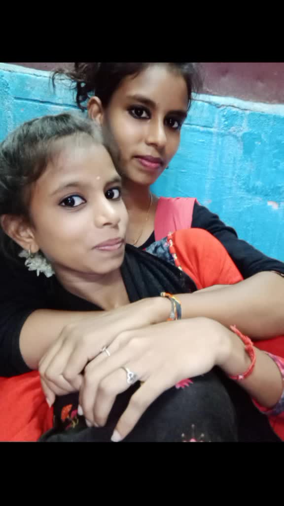 @singel ponnu soni😎