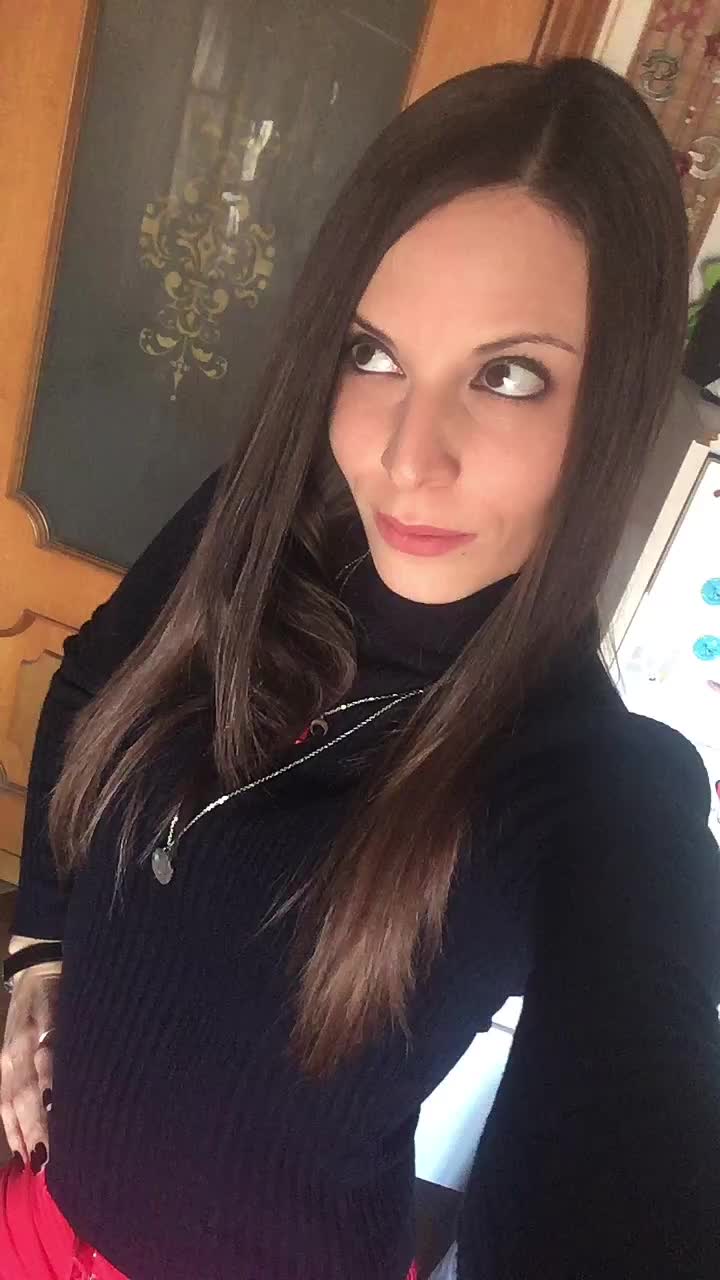 @Valeria