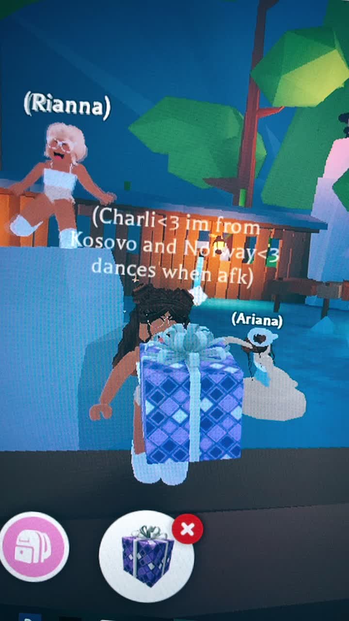 @iiroblox.charlii