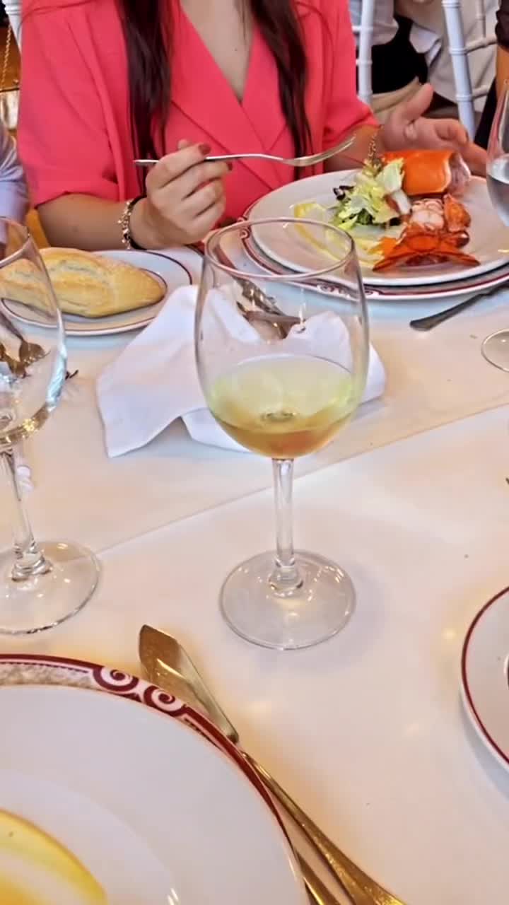 @Roxy Folcl&oacute;rica