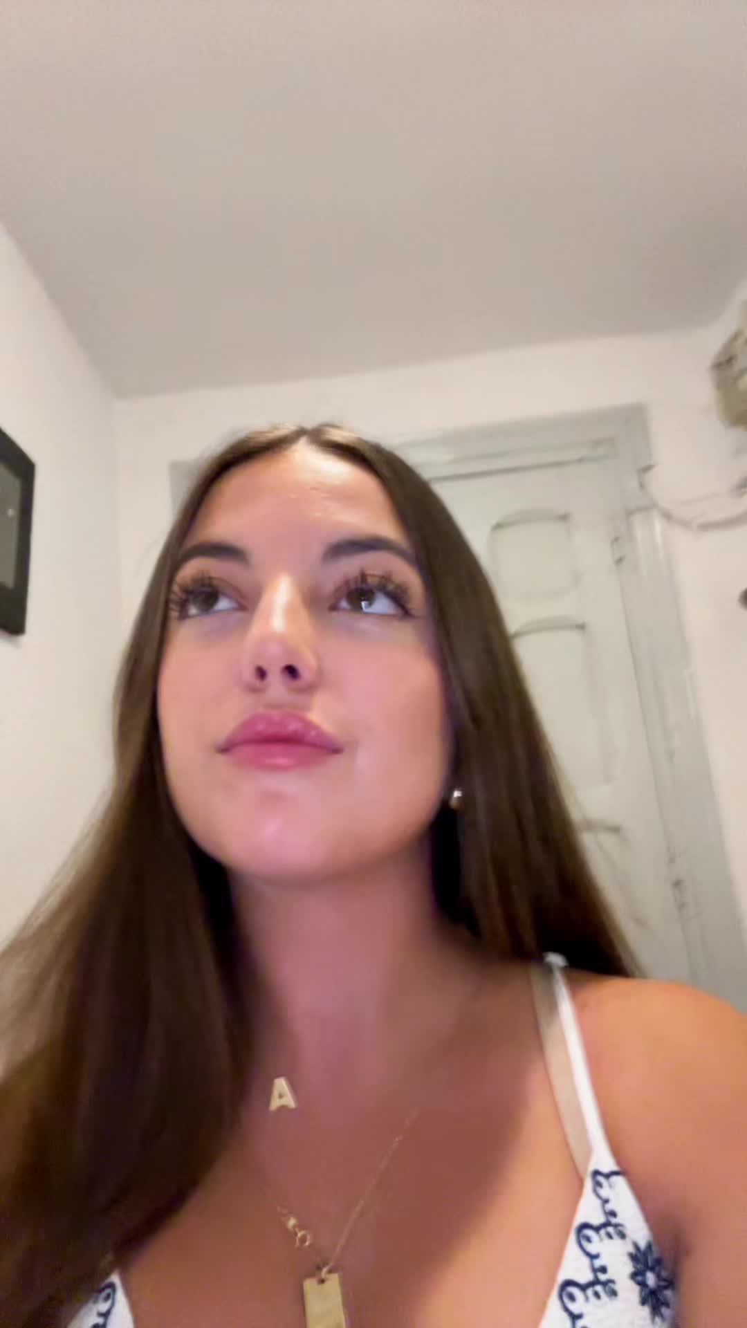 @angela