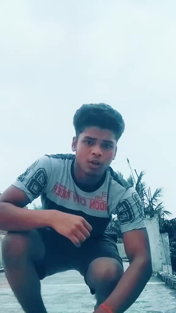 @outstanding boy om💔