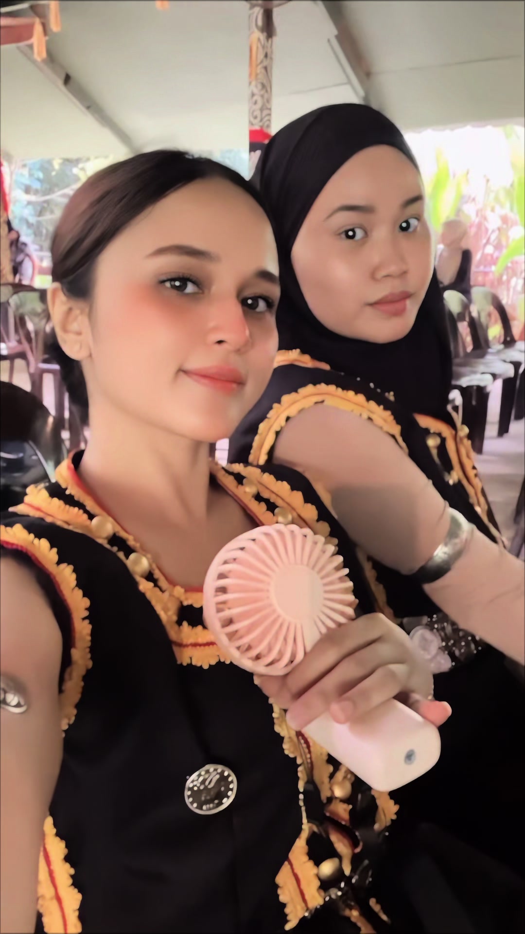 @Niana