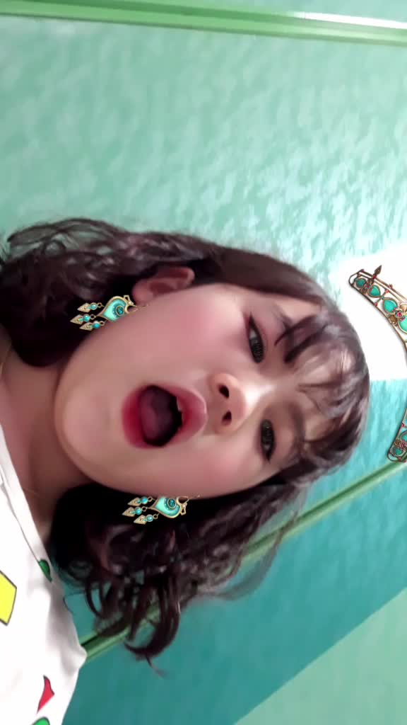 @ํ๋ ๋ฒํฐ๐ฏ์๋์ค ํ์ง