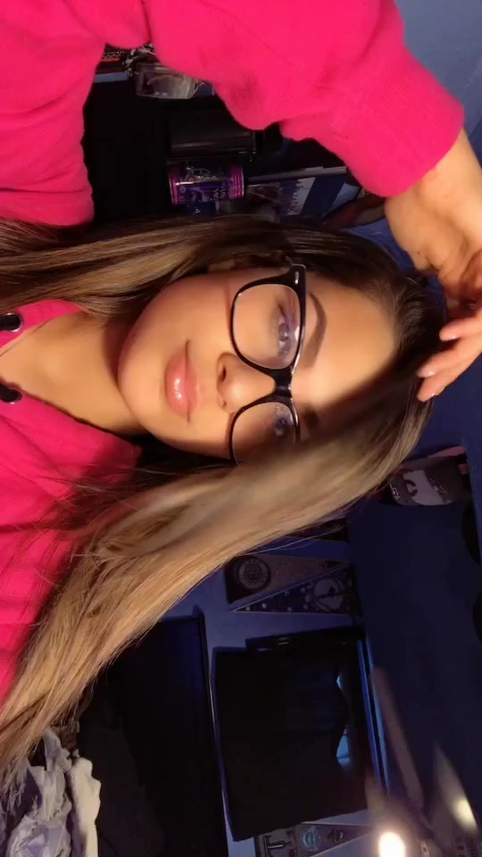 @Claudia😍🤞🏽
