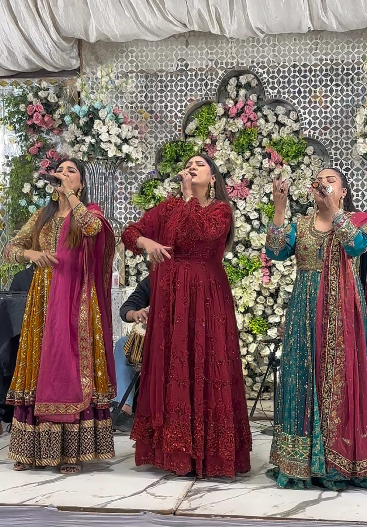 @Manwa Sisters ✅
