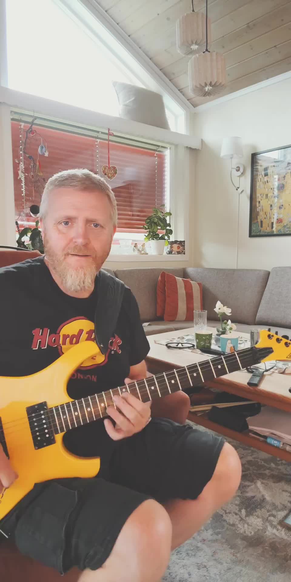 @MrGuitarNorway