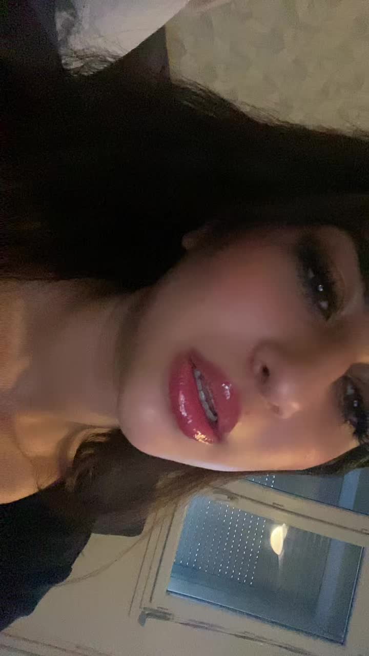 @⋆˚࿔ Moñia.𝜗𝜚˚