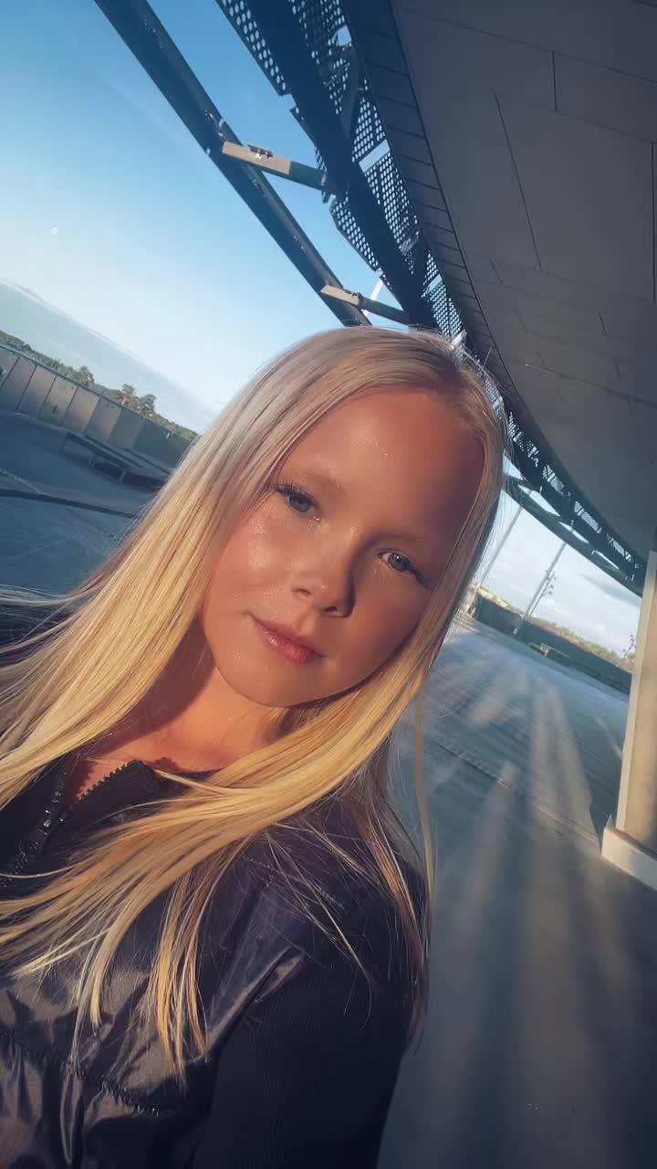 @🌴🚔LINNEA🍷🧛🏻♀️