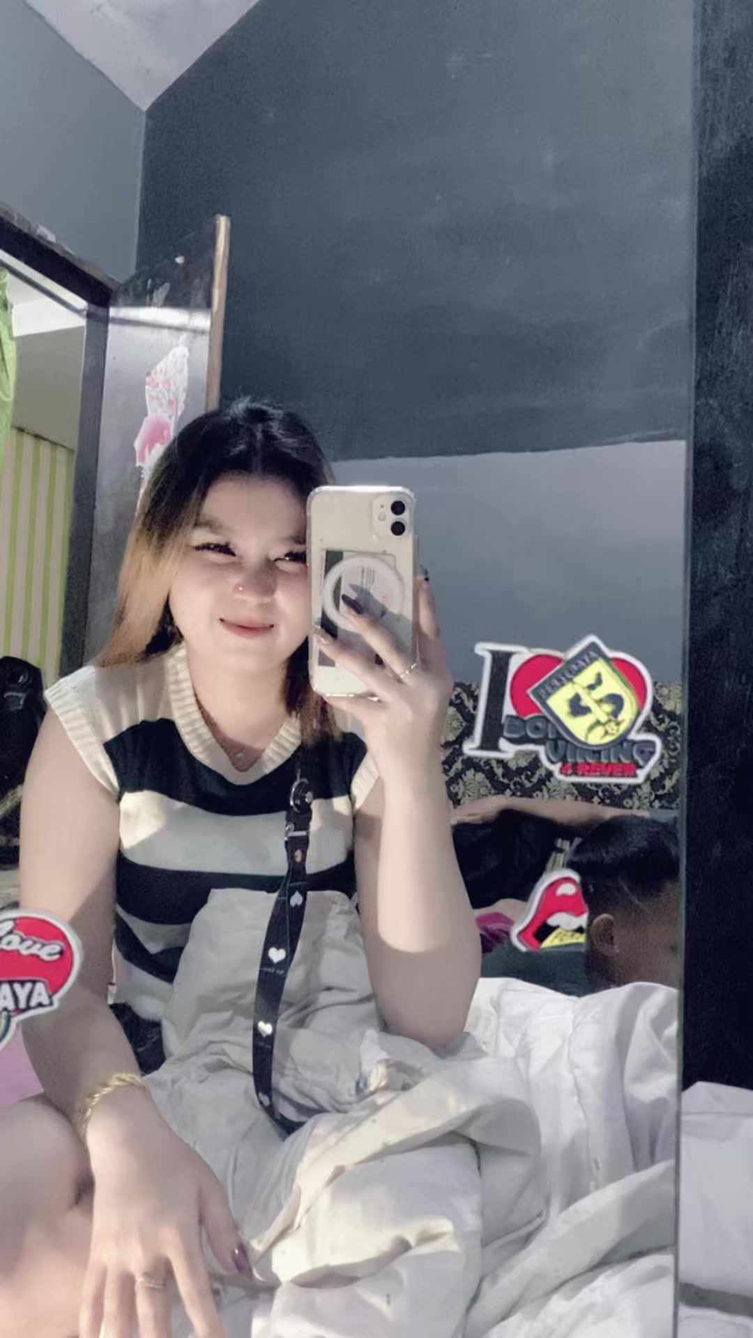 @MamaKecill03