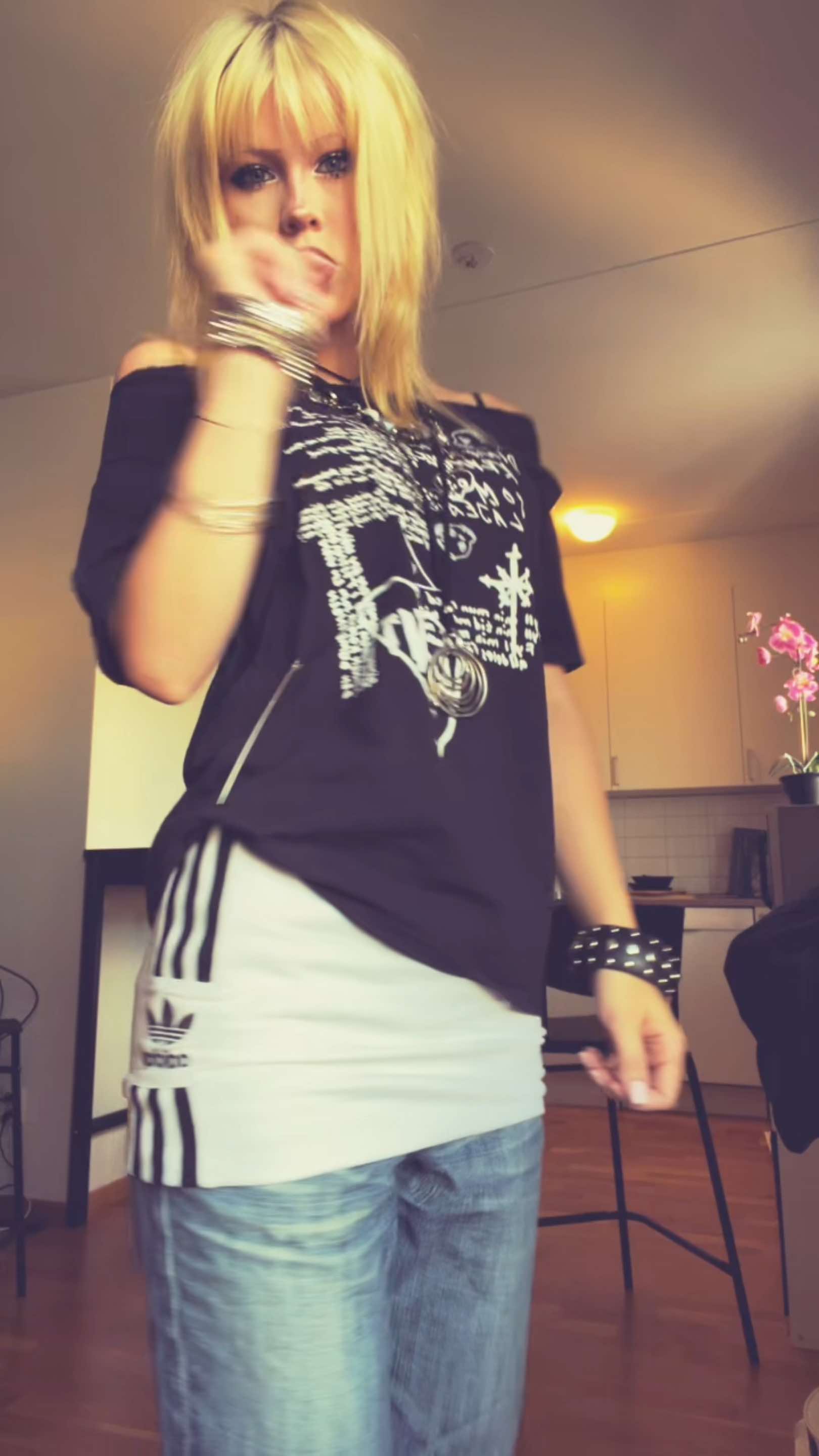 @🎼