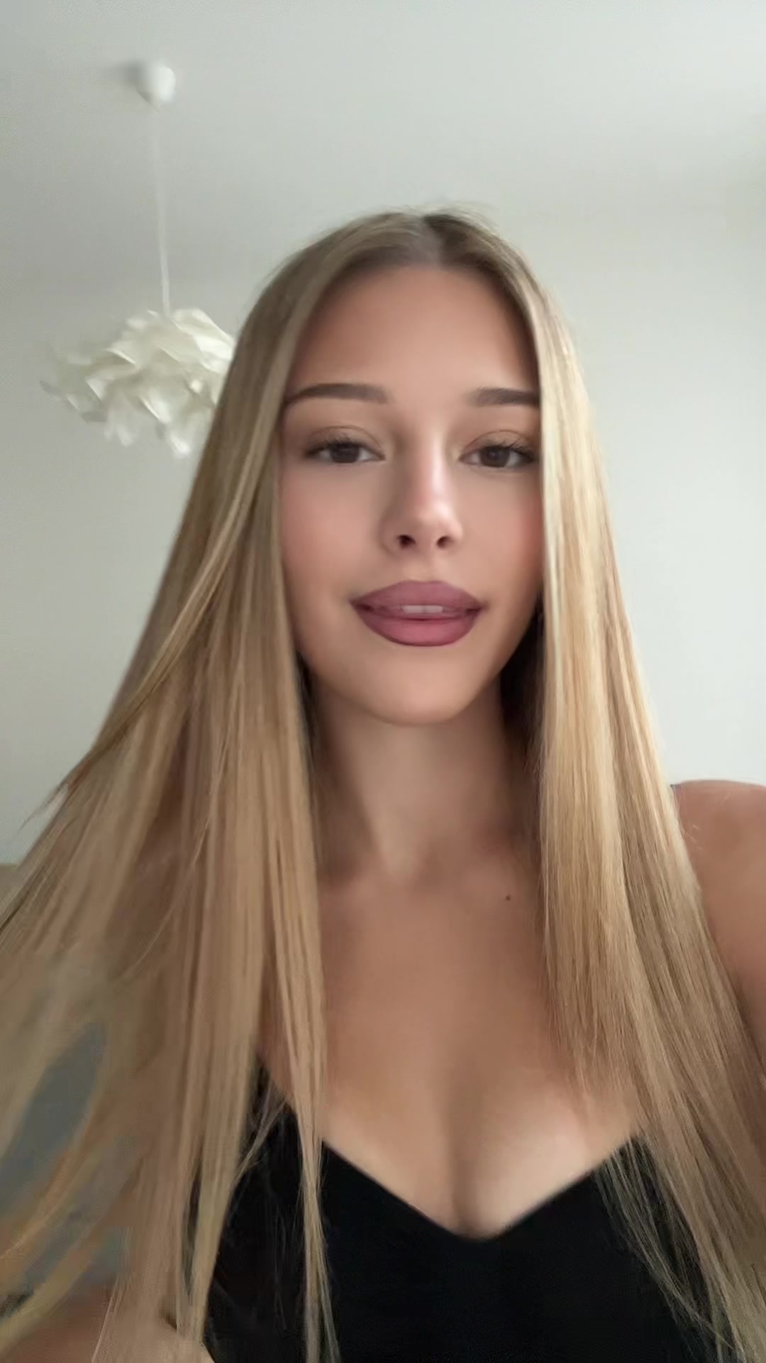 @даная