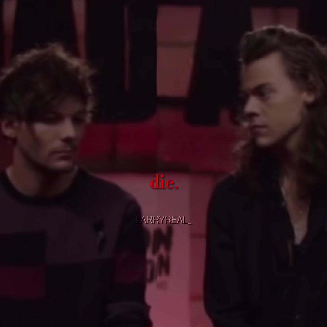 @Larry is real💚💙