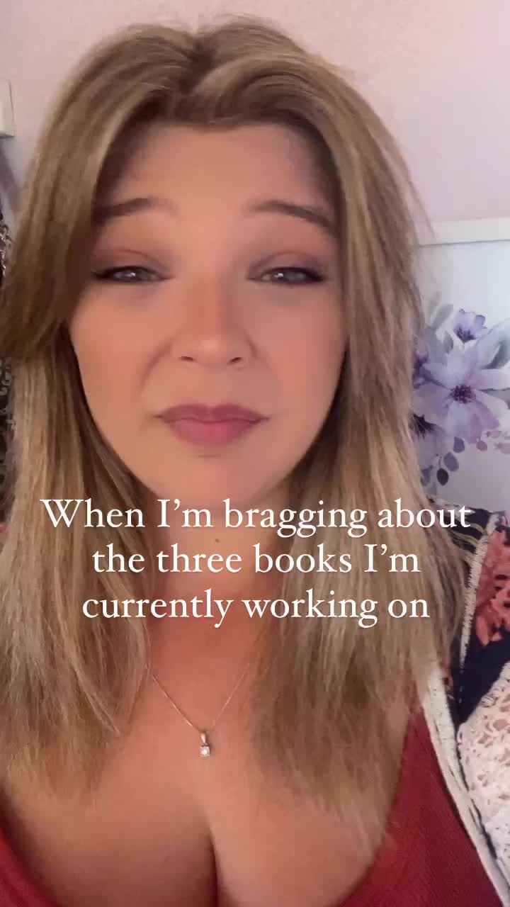 @Katelyntaylorbooks