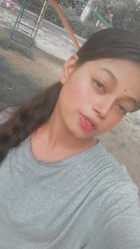 @Chandrika💫💗😎
