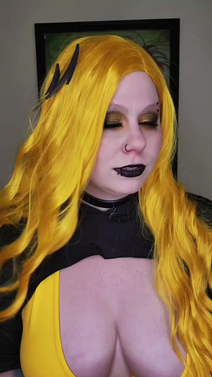 @undeadanie
