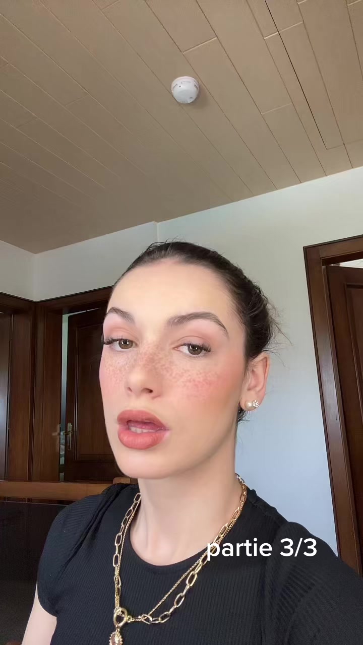 @ItslxsaV