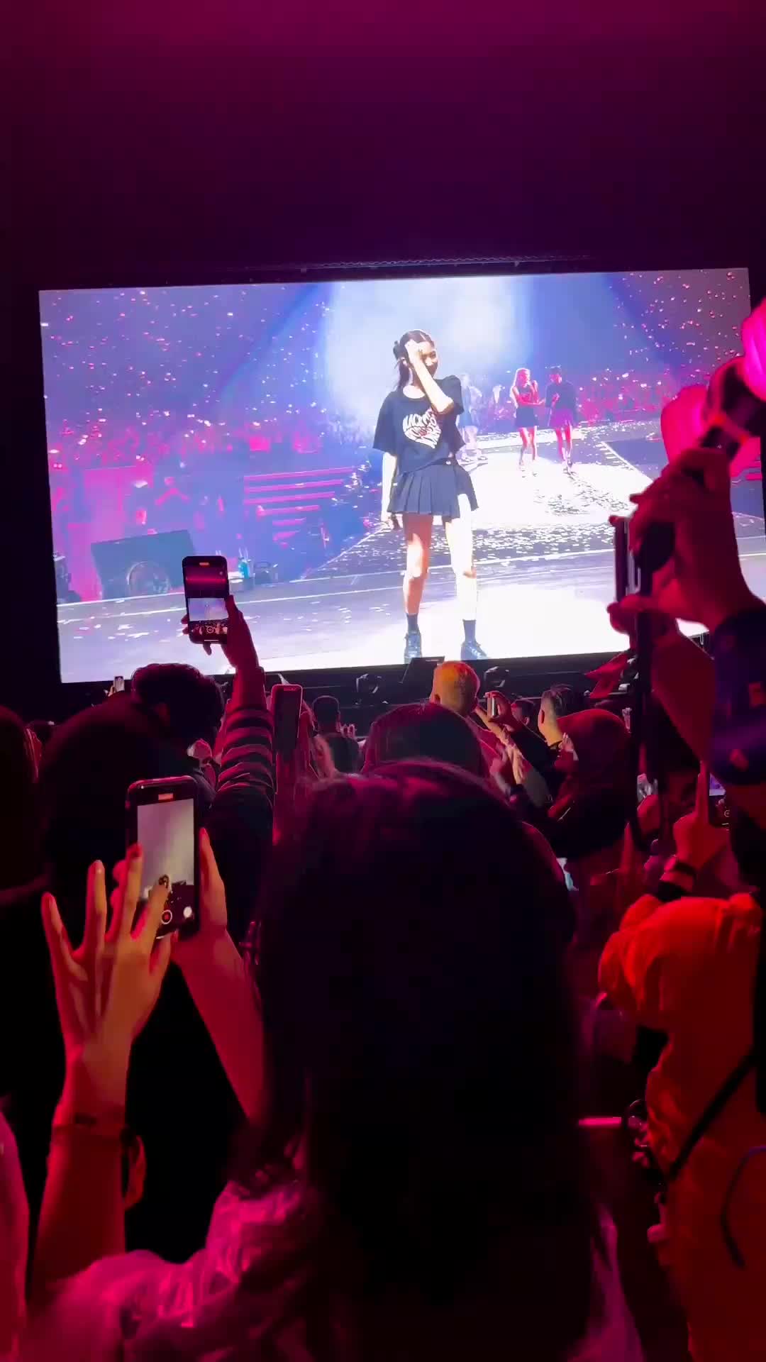 @Ari 🧸 อารี