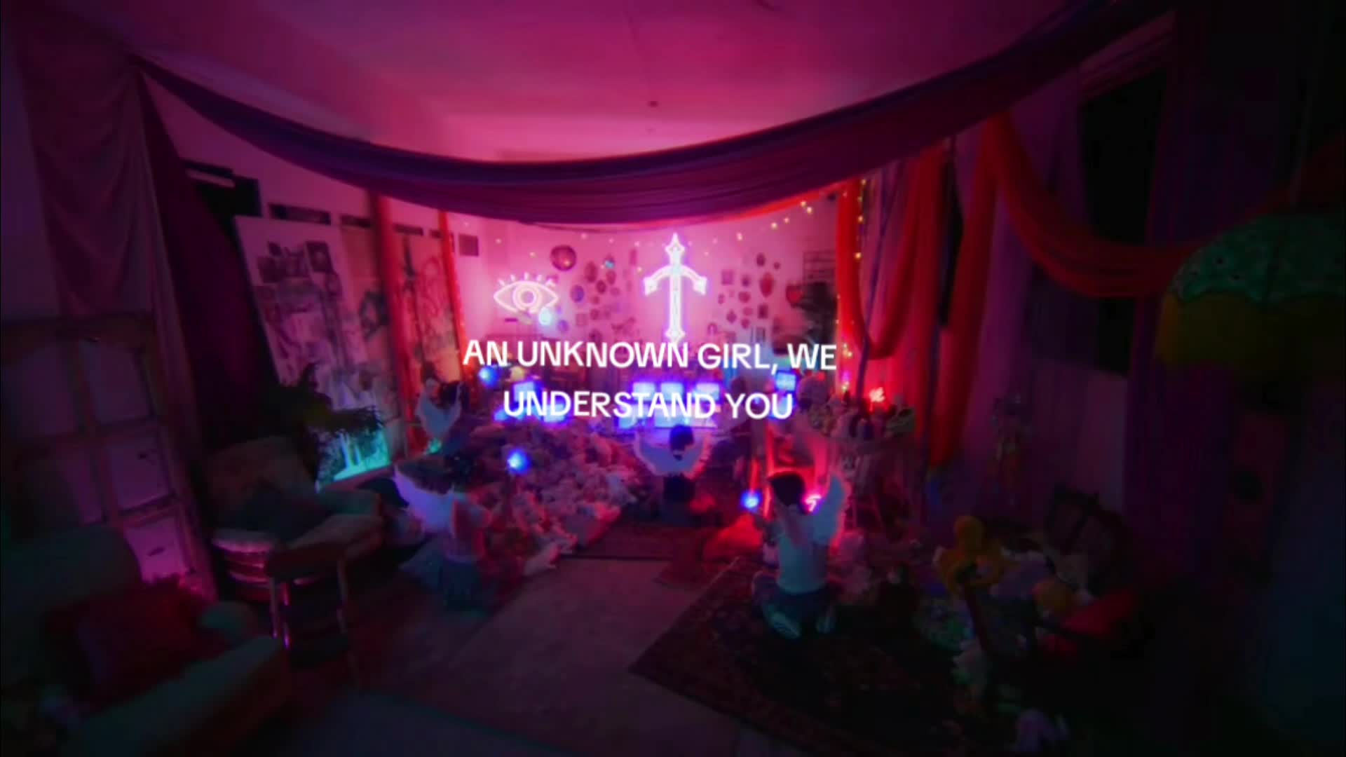 @STREAM LOONA REDEBUTS🌒 @