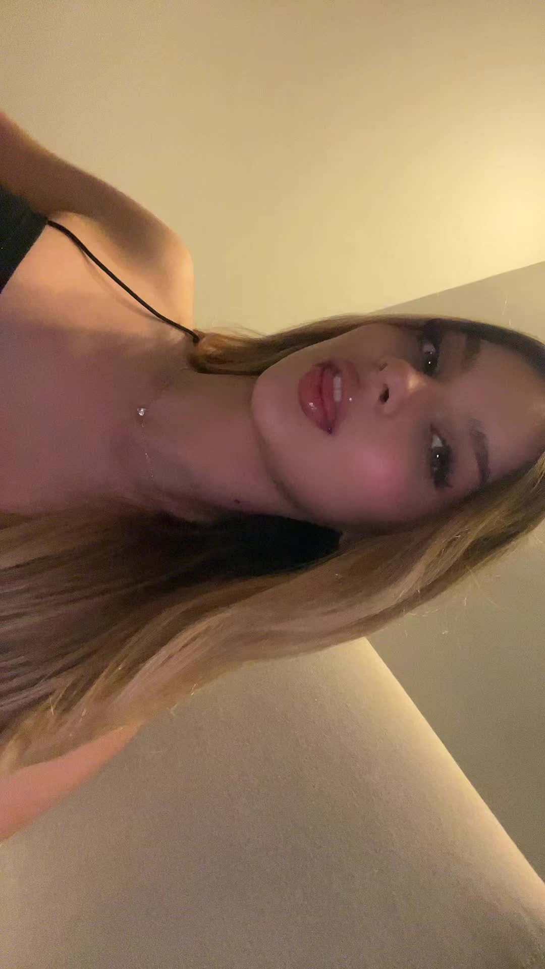 @wxyziaiaj