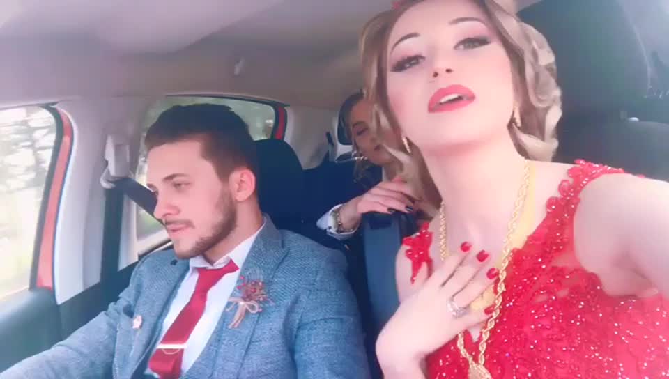 @Yaseminatakan19
