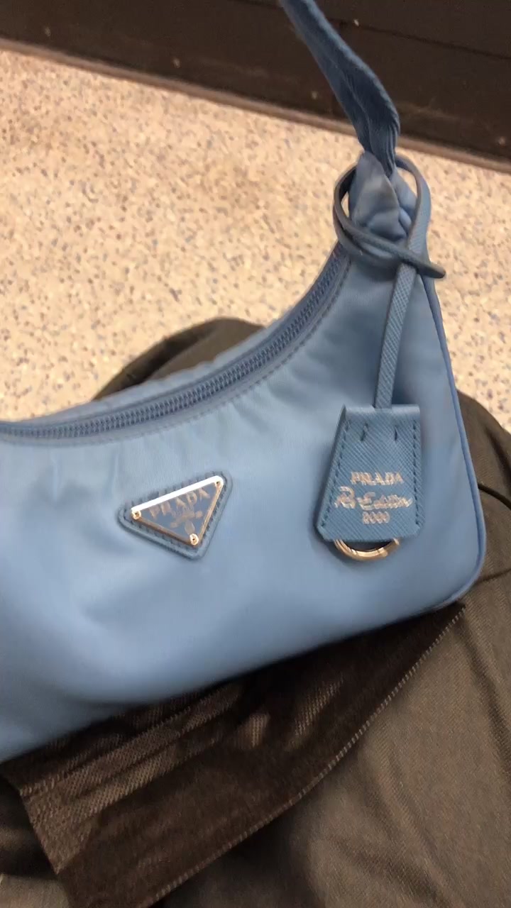 @Ana