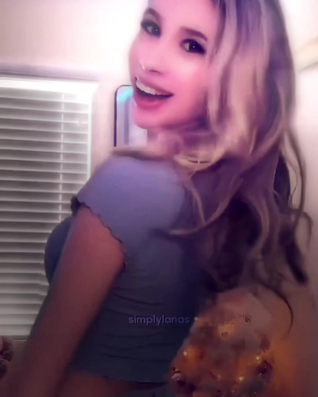 @V❦
