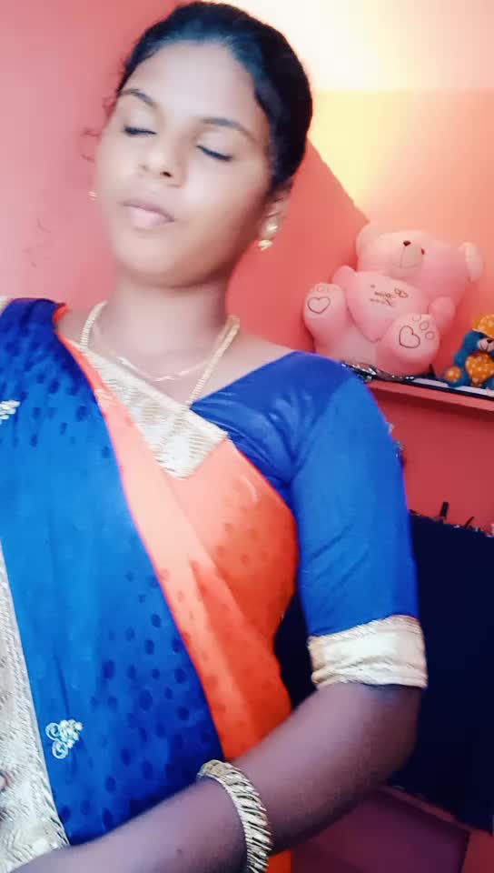 @Its_me_janu_jarun