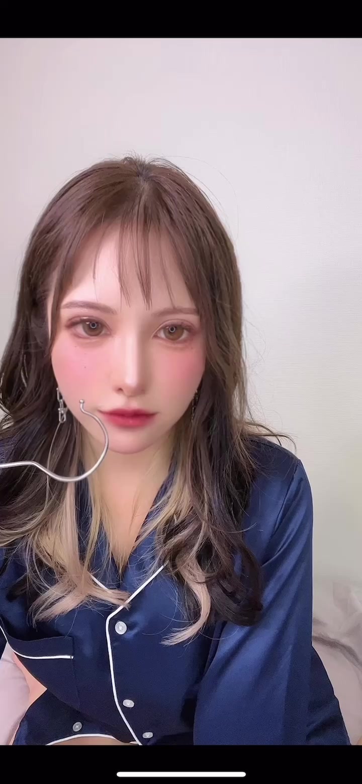 @天野リリス/履いてない人