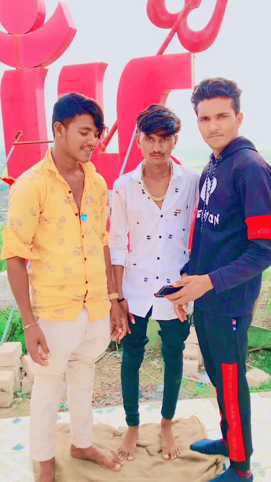 @Suresh 2715
