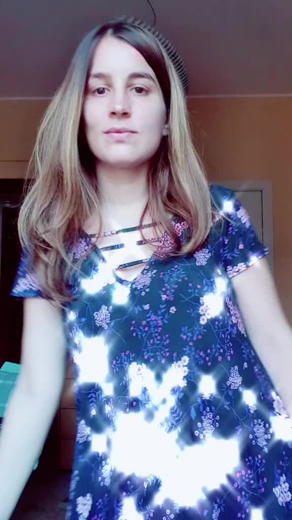 @eleninaa_