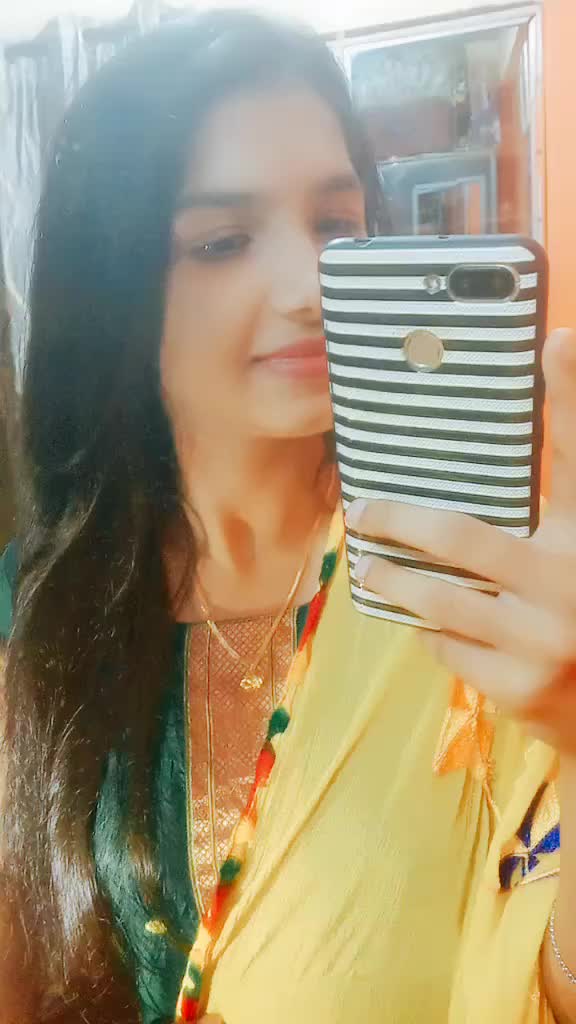 @_srushtii_28_