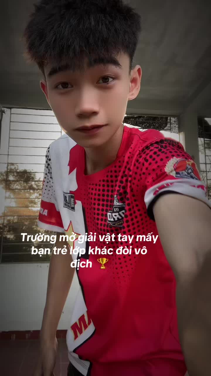 @Hiếu 2k7