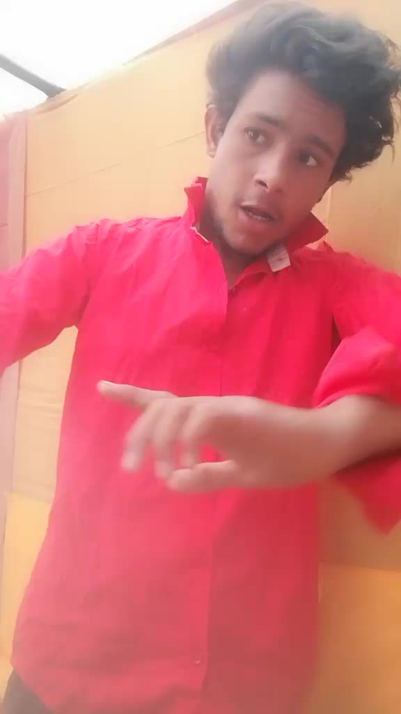 @Aap ka filam hero 😎