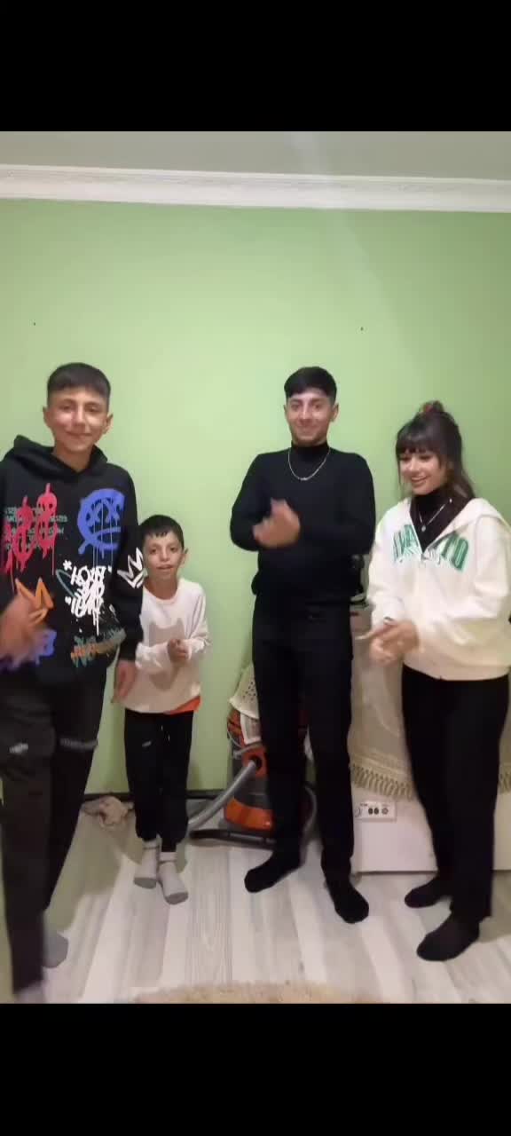@๐๐๐๐ฟ_๐๐๐๐๐๐๐ธ