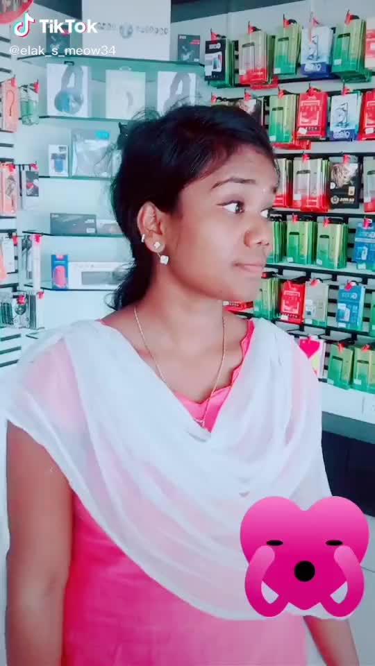 @Elaks_meow