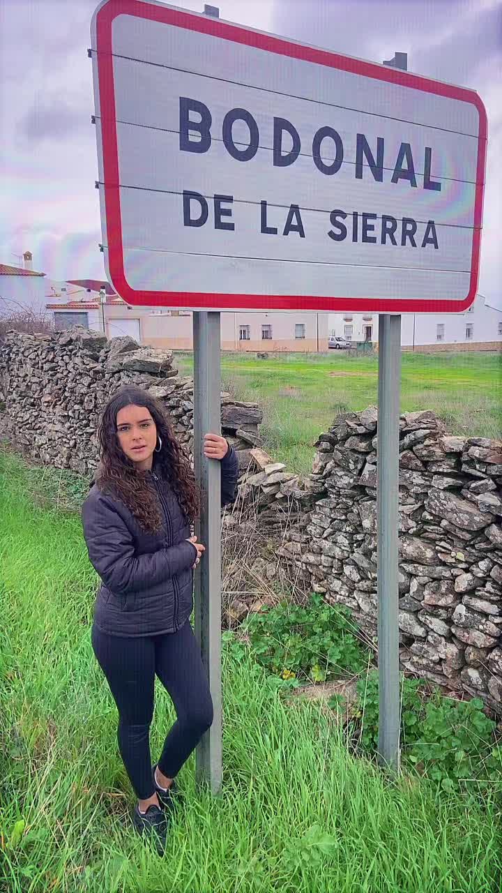 @🦦