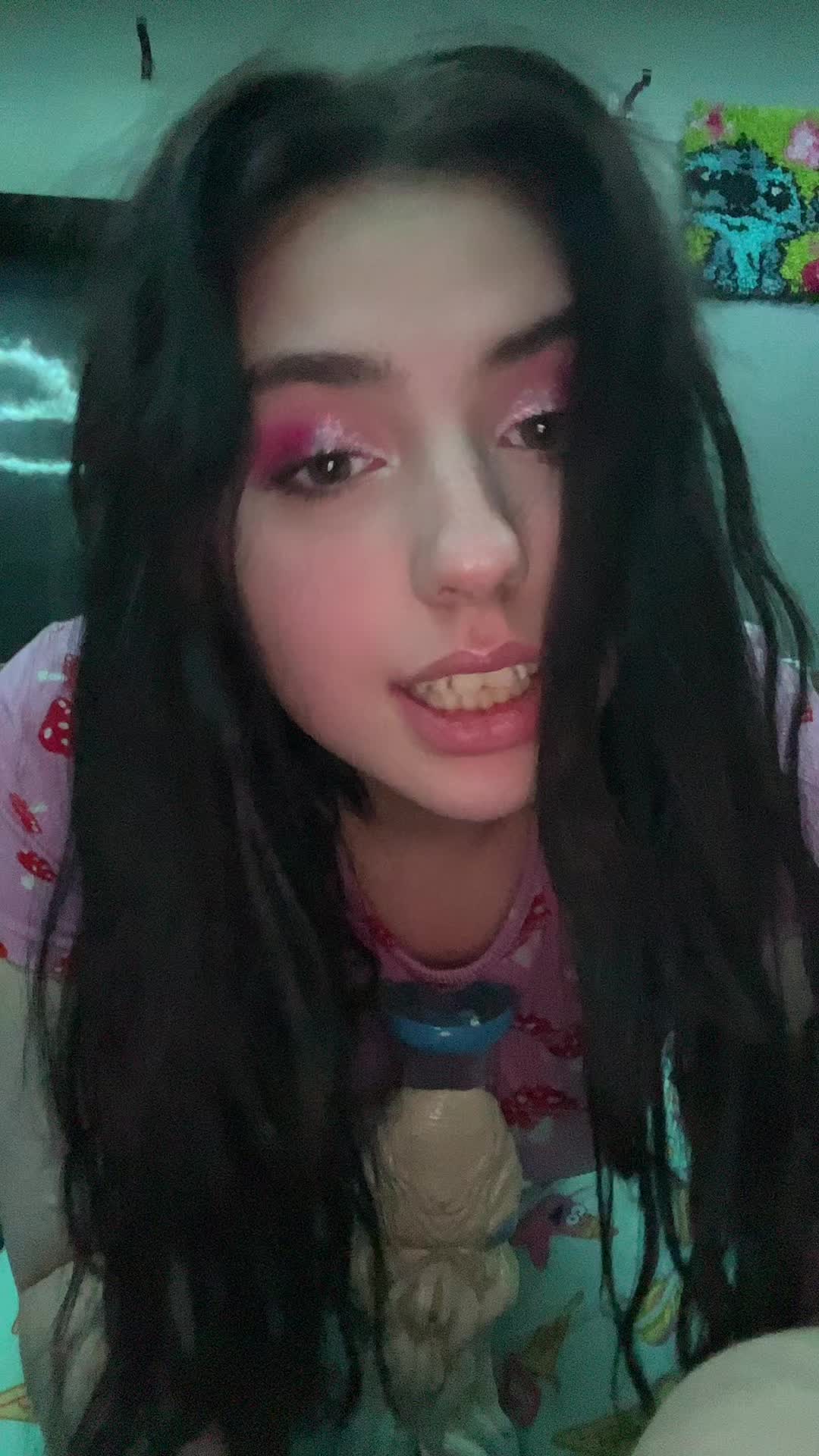 @zoie.maynard