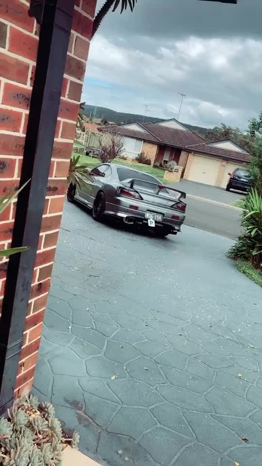 @Zeusyyy