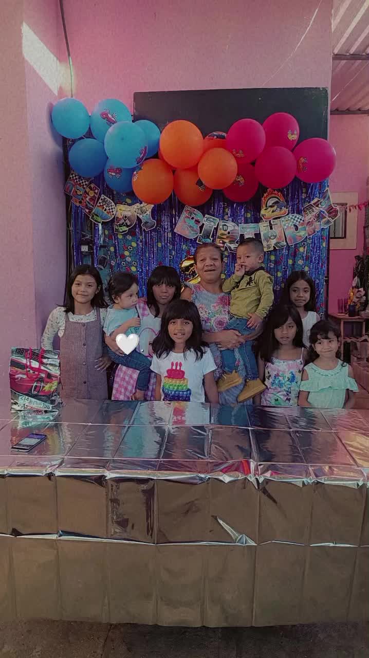 @Los niños de serbia 🕊️