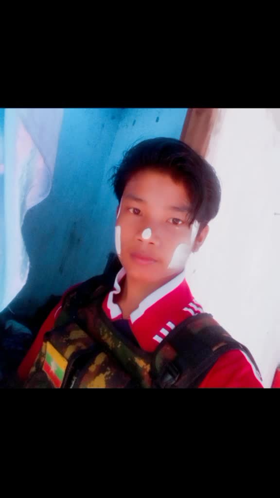 @army_blink_74